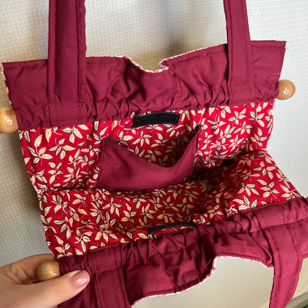 Handmade Quilted Patchwork Tote Bag Burgundy Floral Fruit Log Cabin Wood Beads - Picture 4 of 7